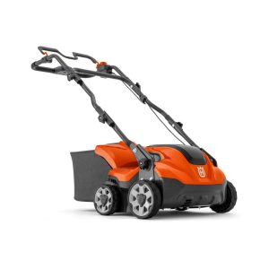 Husqvarna S 138i, akumulatorski prezračevalnik trave